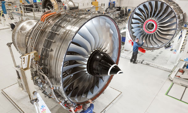 Rolls-Royce despatches first set of engines as part of largest ever order from Emirates